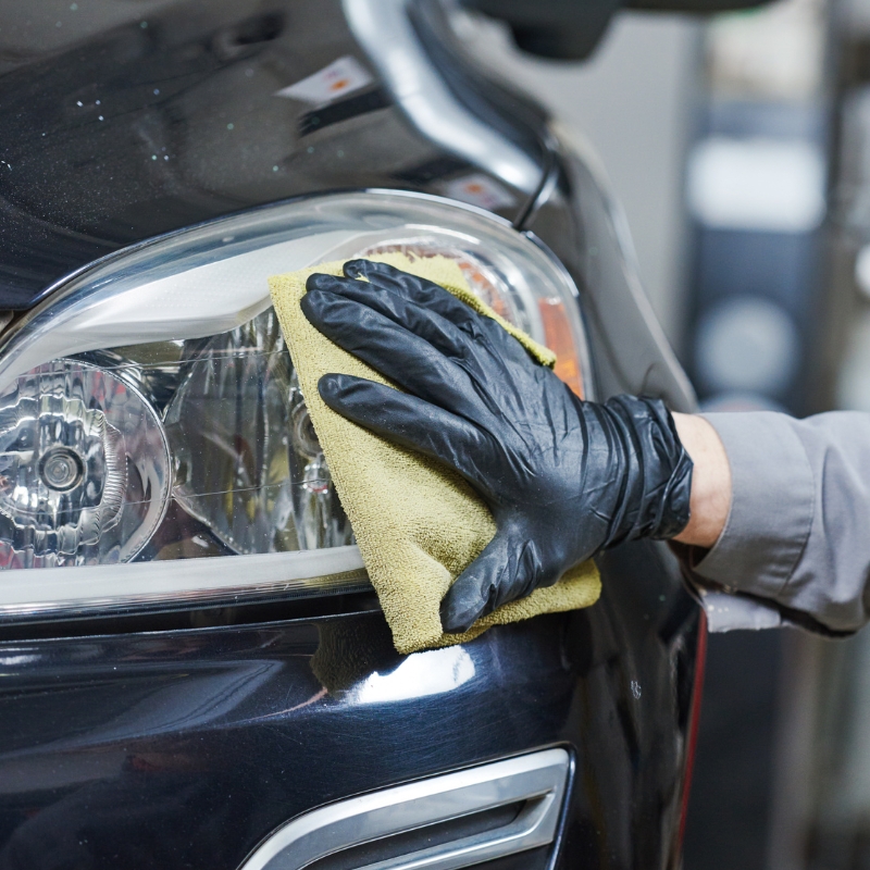 headlight restoration services cleaning