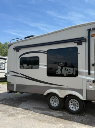 rv detailing experts